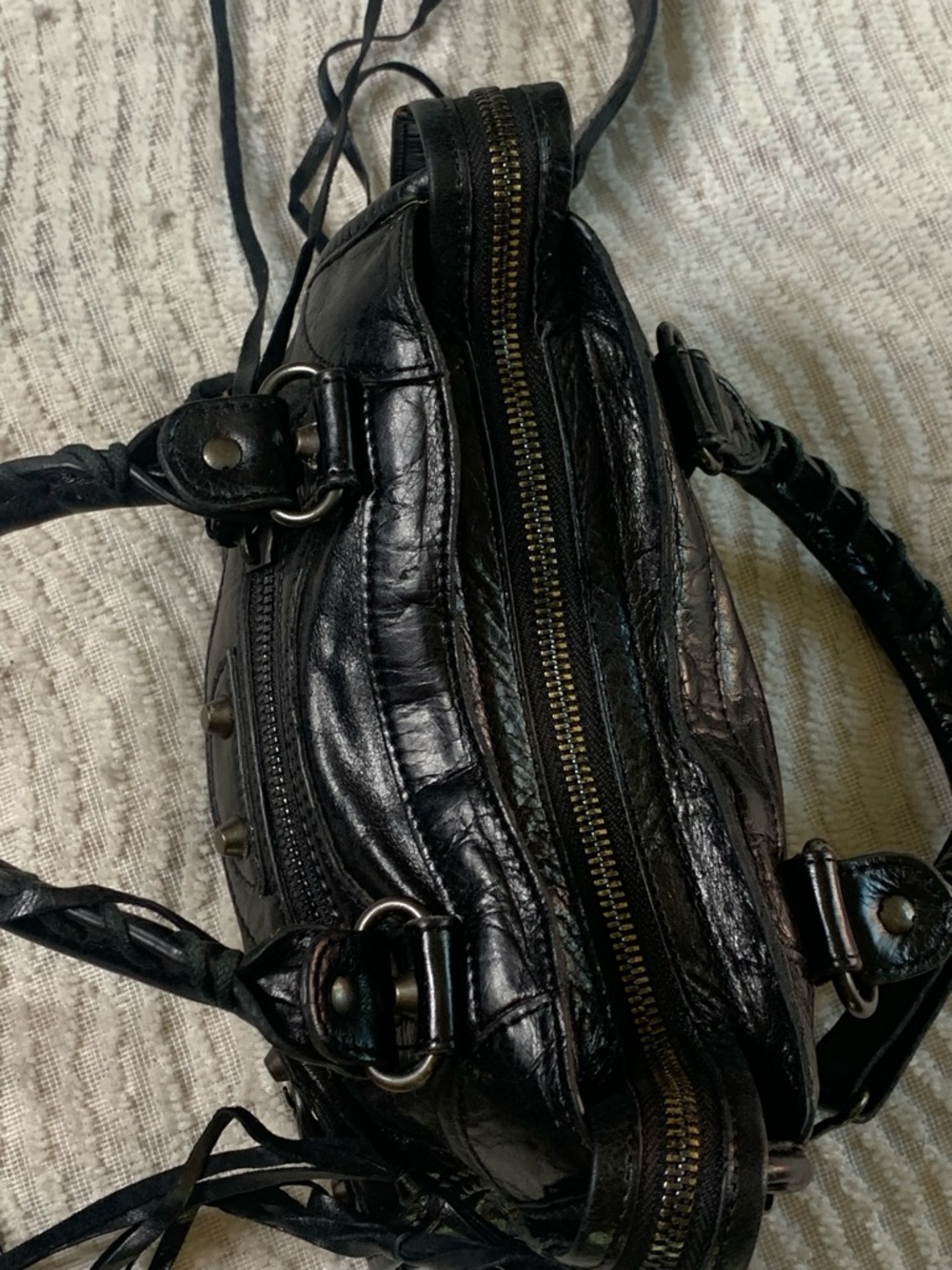 Black Women’s Leather Fringe Satchel Shoulder Bag - Picture 7 of 16